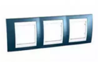 Рамка 3 поста блакитний лід / білий горизонтальна MGU6.006.854